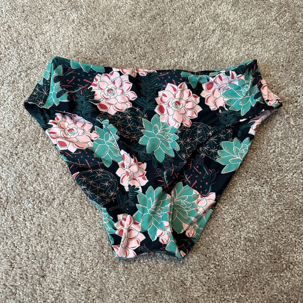 Fused Hawaii high waisted bottoms